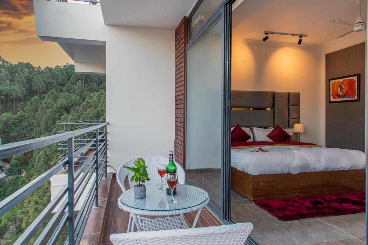 Ferienwohnung Hillcrest Uphills Kasauli Exterior foto